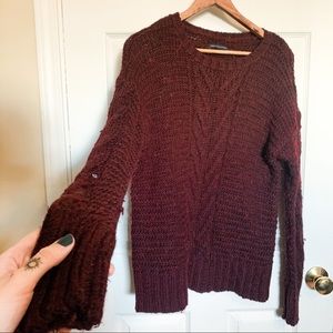 AE maroon sweater